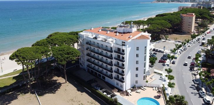 Atvaļinājums pie pašas jūras 4* BEST TERRAMARINA viesnīcā La Pinedā, Spānijā! 1