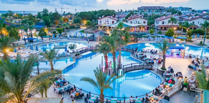 Baudiet siltu atvaļinājumu 5* ARMAS PEMAR BEACH Sidē, Turcijā! 32