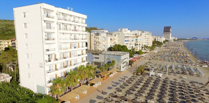 Izdevīga atpūta pie pašas pludmales 4* ADRIA PALACE Albānijā! 1