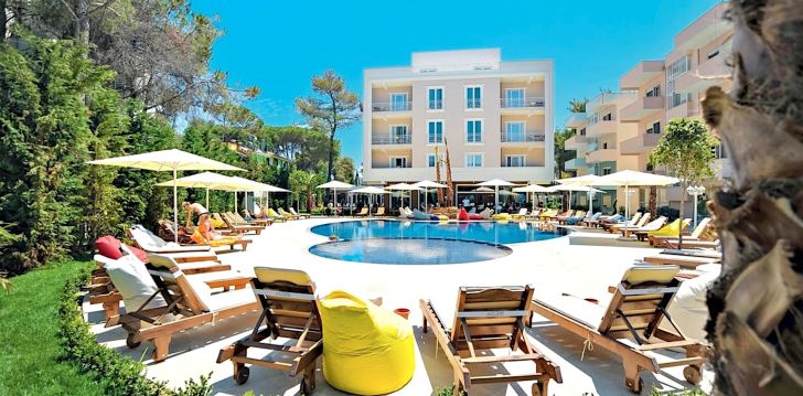 Laiska atpūta pie jūras 4* SANDY BEACH viesnīcā Albānijā! 1