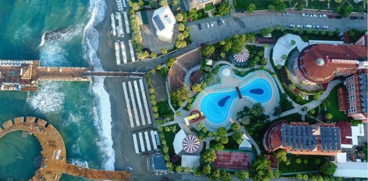 Lieliska piejūras atpūta 5* PALMERAS BEACH viesnīcā Alanjā! 23