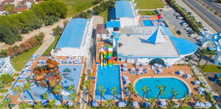 Ģimenes atpūta ar jūras tematiku 5* MARINE FAMILY CLUB Sidē! 1