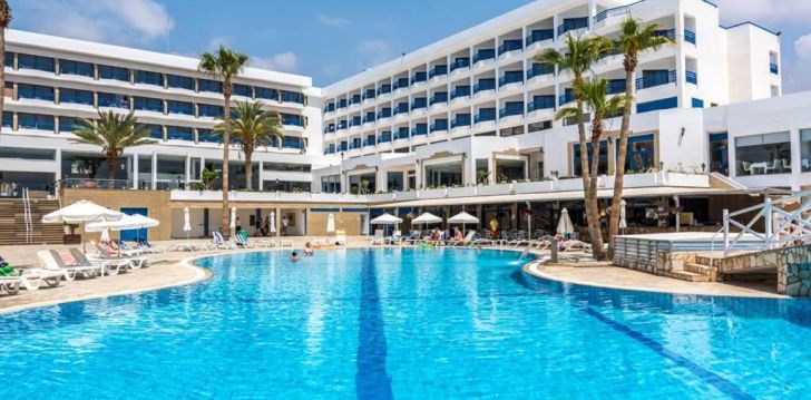 ASCOS CORAL BEACH 4* viesnīca - kvalitatīvs atvaļinājums Pafosā, Kiprā! 1