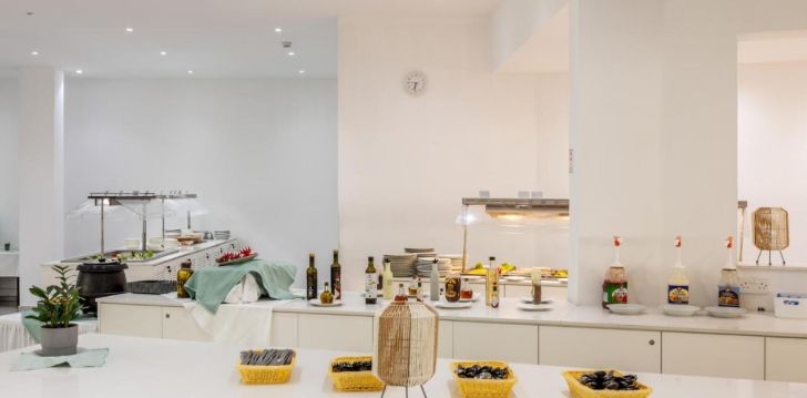 PAPANTONIA 4* viesnīca - laiska atpūta otrajā līnijā no jūras Protarasā, Kiprā! 8