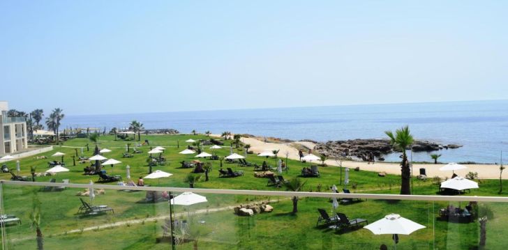 Lidojam uz Pafosu, 4* viesnīcu AMPHORA HOTEL & SUITES, lai piedzīvotu aizraujošu atpūtu! 1