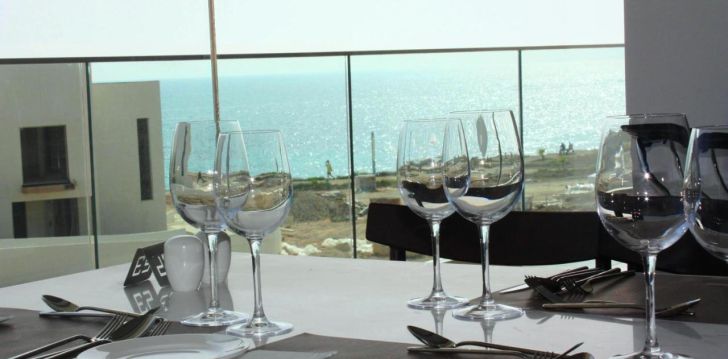 Lidojam uz Pafosu, 4* viesnīcu AMPHORA HOTEL & SUITES, lai piedzīvotu aizraujošu atpūtu! 8