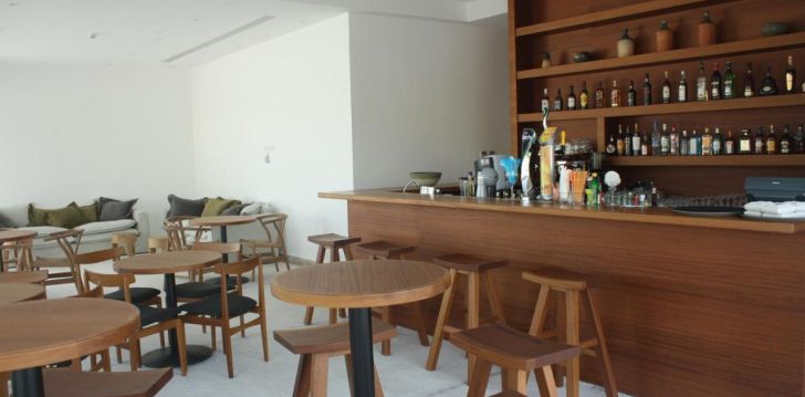 Lidojam uz Pafosu, 4* viesnīcu AMPHORA HOTEL & SUITES, lai piedzīvotu aizraujošu atpūtu! 19