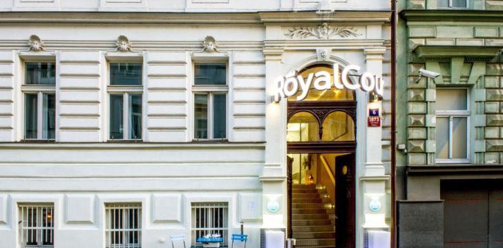 Brauc uz lielisku atpūtu Prāgā, paliec 4* ROYAL COURT HOTEL! 13