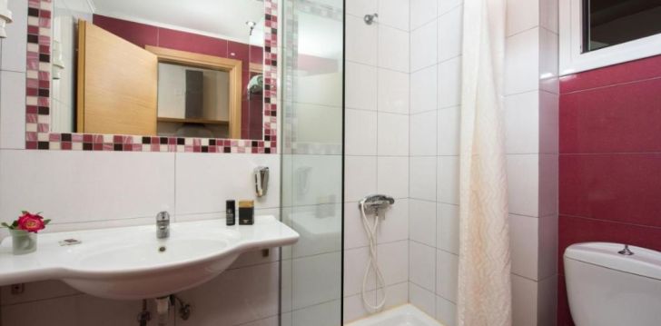 Laiska atpūta Grieķijā, 3* KAVOS PLAZA viesnīcā! 9