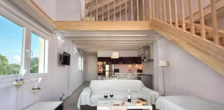 Laiska atpūta Grieķijā, 3* KAVOS PLAZA viesnīcā! 12