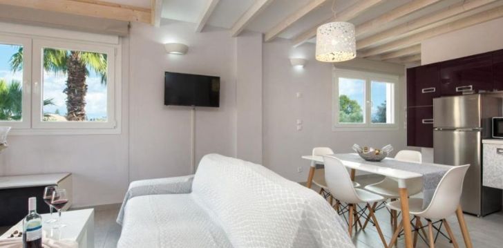 Laiska atpūta Grieķijā, 3* KAVOS PLAZA viesnīcā! 14