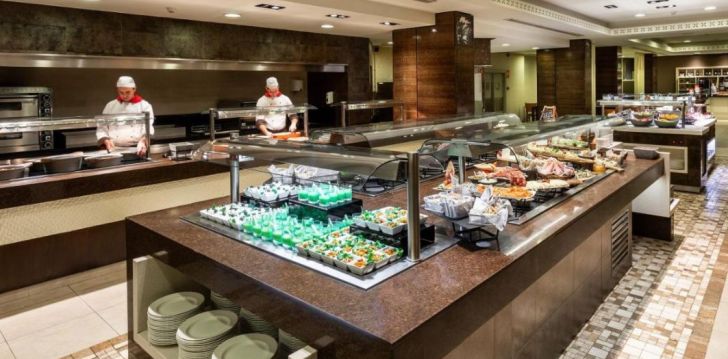 Baudiet atvaļinājumu 4* SOL COSTA ATLANTIS TENERIFE Kanāriju salās! 16