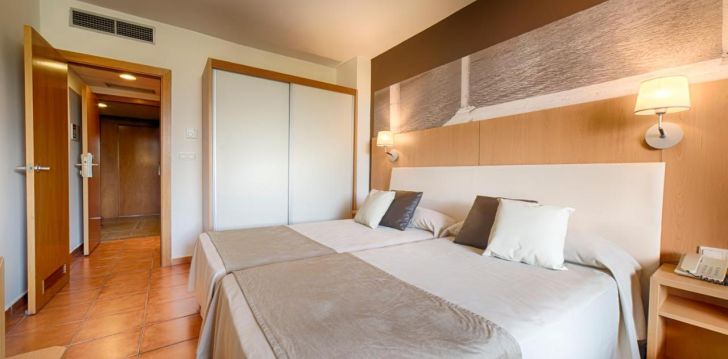 Visas ģimenes atpūta 4* OHTELS VILLA ROMANA Salou, Spānijas Kostadoradā! 15