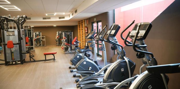 Visas ģimenes atpūta 4* OHTELS VILLA ROMANA Kosta Doradā, Spānijā! 21