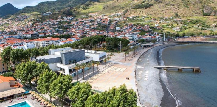 Dodies atpūtā uz 4* DOM PEDRO MADEIRA skaistajā Madeiras salā! 2