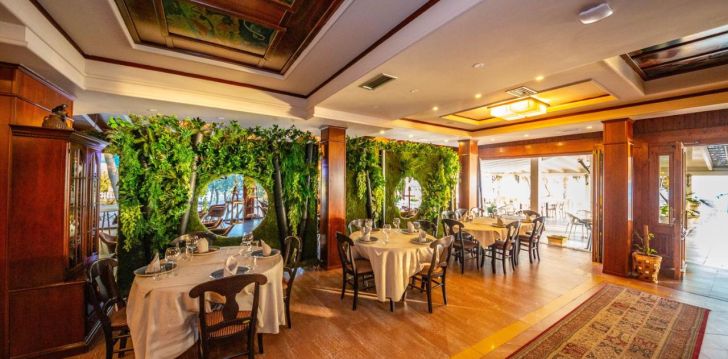 Atvaļinājums 4* MAJESTIC HOTEL 50 metrus no pludmales Duresā, Albānijā 1