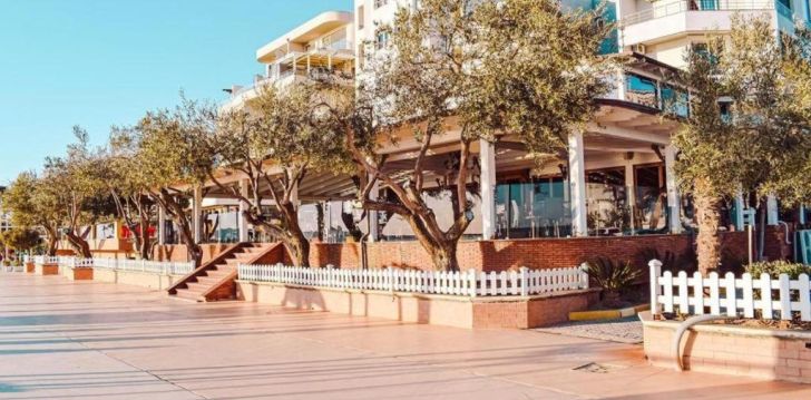 Atvaļinājums 4* MAJESTIC HOTEL 50 metrus no pludmales Duresā, Albānijā 24