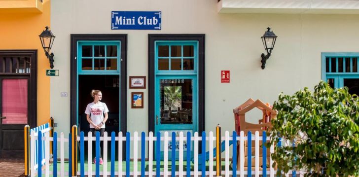 Laiska atpūta 4* SUNLIGHT BAHIA PRINCIPE TENERIFE Kanāriju salās! 17