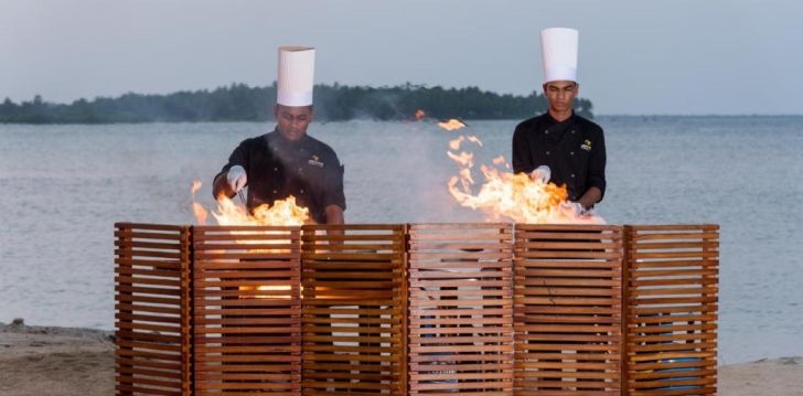 6 dienu ekskursija + atpūta 5* AMAYA BEACH PASSIKUDAH Šrilankā! 3