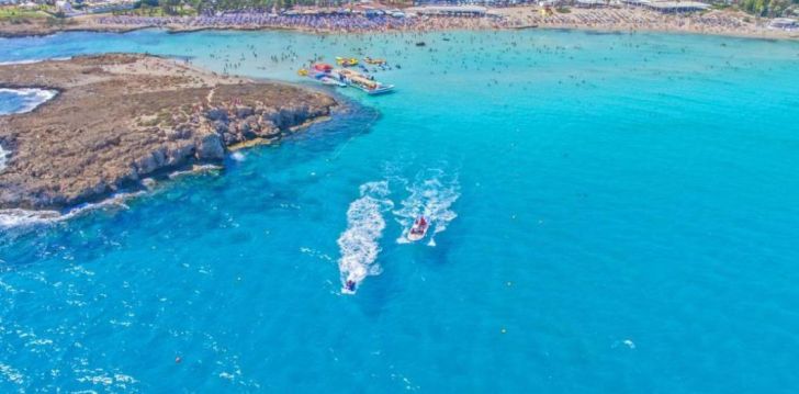 Grezna atpūta Kipras salā 5* viesnīcā CHRYSOMARE BEACH HOTEL AND RESORT! 30