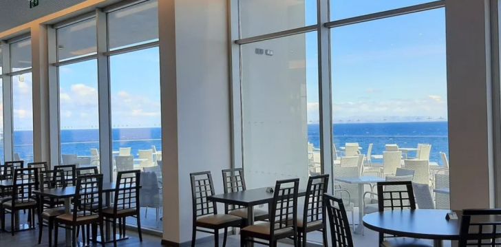 Atpūta Madeirā – 4* viesnīcā ROCA MAR! 10