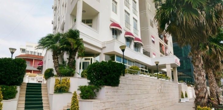 Laiska atpūta 4* ARVI HOTEL Duresā, Albānijā! 1