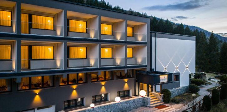 Slēpošanas ceļojums 3* GARDEN HOTEL Val di Sole Itālijā! 1