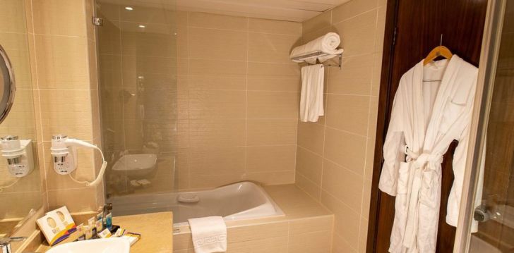 NAAMA WAVES HOTEL 5* - atpūta visai ģimenei ar ūdens slidkalniņiem Šarmelšeihā, Ēģiptē! 12