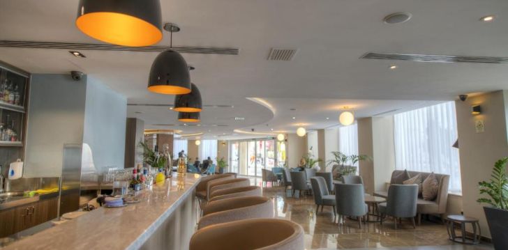 Jumta baseins, lieliski skati ekskluzīvajā 4* WATERFRONT HOTEL Maltā! 9