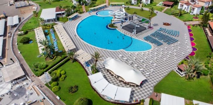 Piejūras atpūta plašā teritorijā 5* CLUB MARCO POLO Kemerā, Turcijā! 1