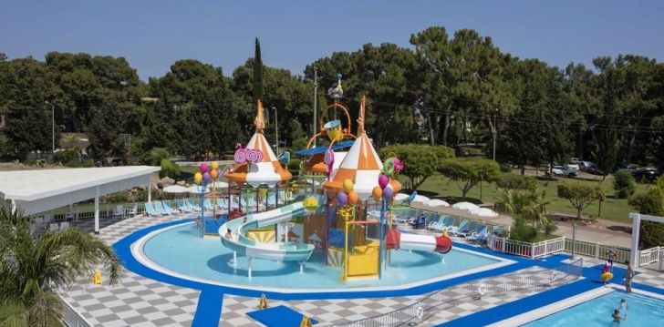 Piejūras atpūta plašā teritorijā 5* CLUB MARCO POLO Kemerā, Turcijā! 3