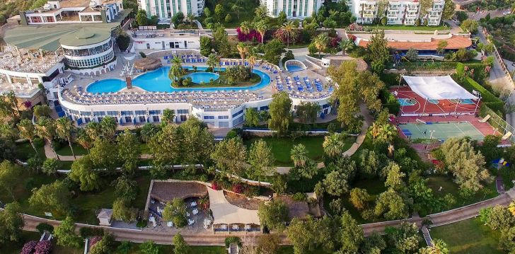 Baudiet atvaļinājumu 5* BODRUM HOLIDAY RESORT & SPA Bodrumā, Turcijā! 3