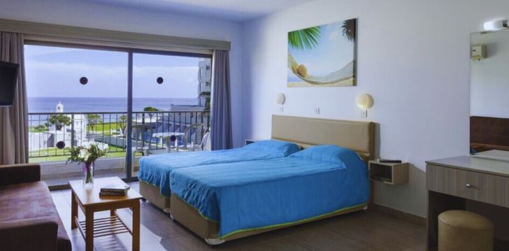 Atpūta mājīgos numuros pie jūras 3* PENELOPE BEACH viesnīcā Protarā! 3