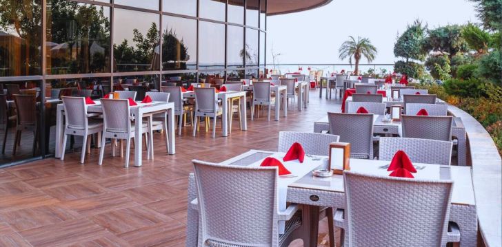 Augstas klases atpūta tikai 16+ pieczvaigžņu MICHELL HOTEL SPA BEACH CLUB! 19