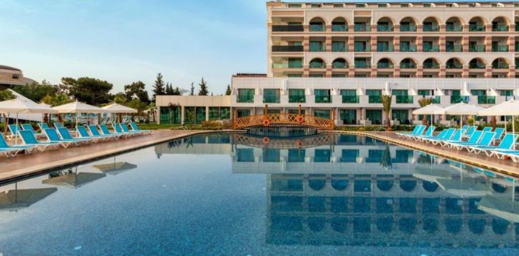Kvalitatīvas brīvdienas 5-zvaigžņu Dosinia Luxury Resort 2
