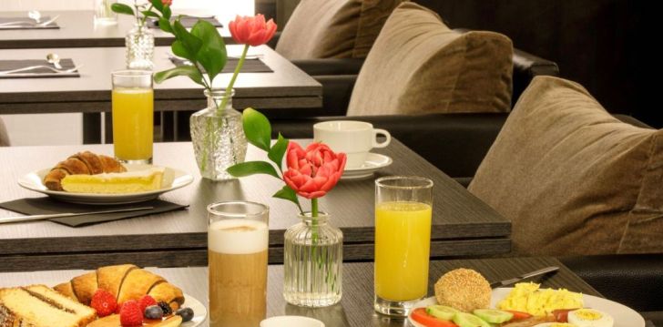 Atvaļinājums pilsētas centrā 4* ROYAL COURT HOTEL Romā, Itālijā! 18