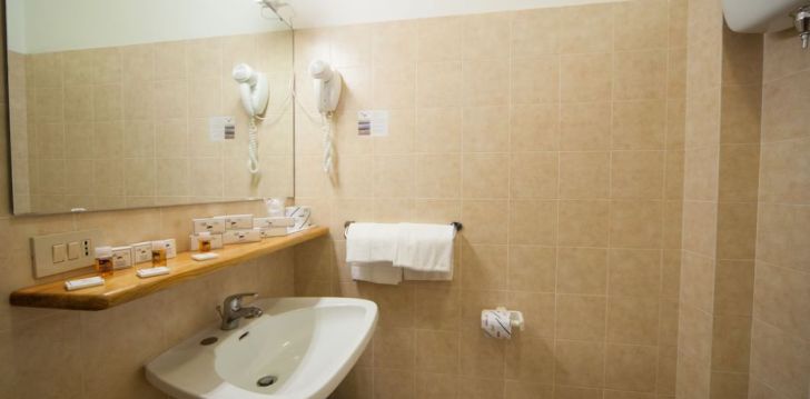 3* REGENT - komforts un atpūta 100 metrus no jūras Peskārā, Itālijā! 24