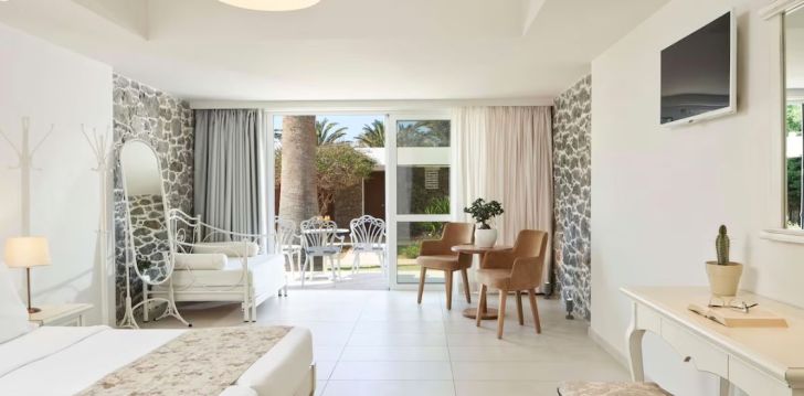 Izbaudiet Krētas burvību 4* CIVITEL CRETA BEACH viesnīcā! 31