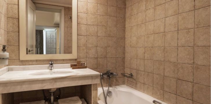 Izbaudiet Krētas burvību 4* CIVITEL CRETA BEACH viesnīcā! 41