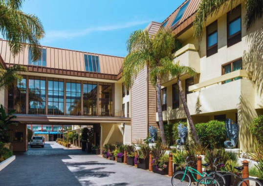 HOTEL RIU PLAZA FISHERMAN’S WHARF 2