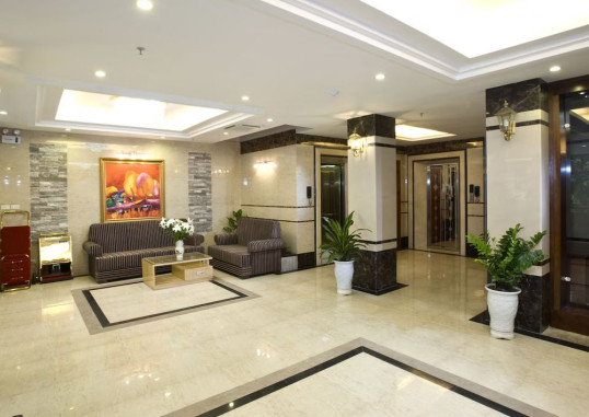 GALLANT HOTEL 12