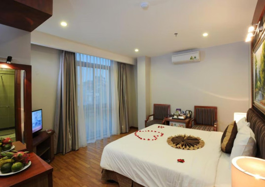 GALLANT HOTEL 22