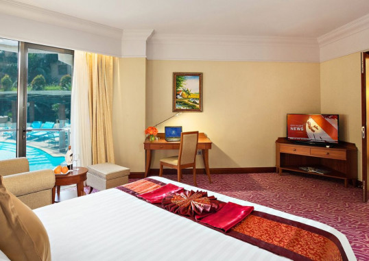 ARMY HOTEL 40