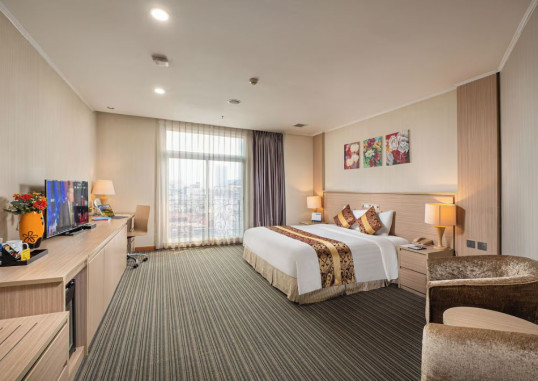 SUPER CANDLE HOTEL 24