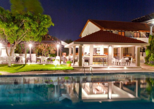 MATOULA BEACH HOTEL 12