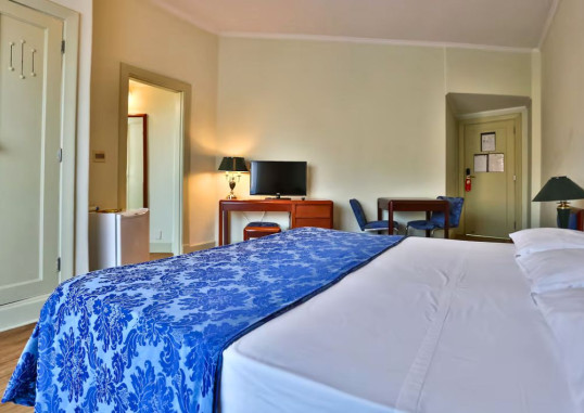SAN RAPHAEL 20