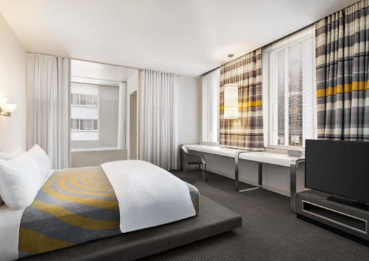 THE DELPHI HOTEL 3
