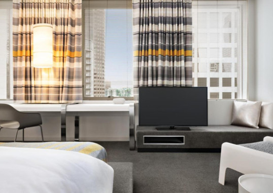 THE DELPHI HOTEL 9