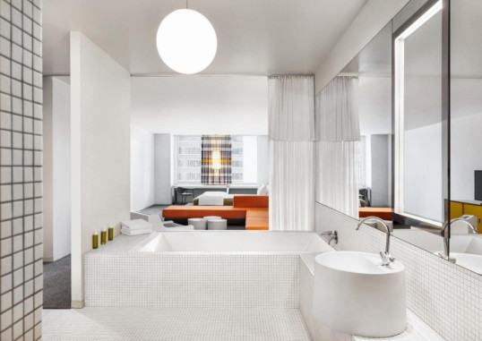 THE DELPHI HOTEL 10