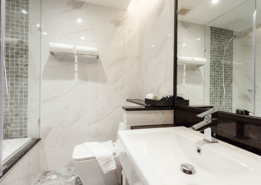 THE MARINA PHUKET HOTEL 45